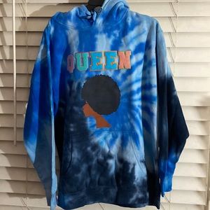 Queen Pullover Sweater (NWOT)